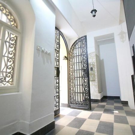 Studio Apartman Kocka Belgrado Esterno foto